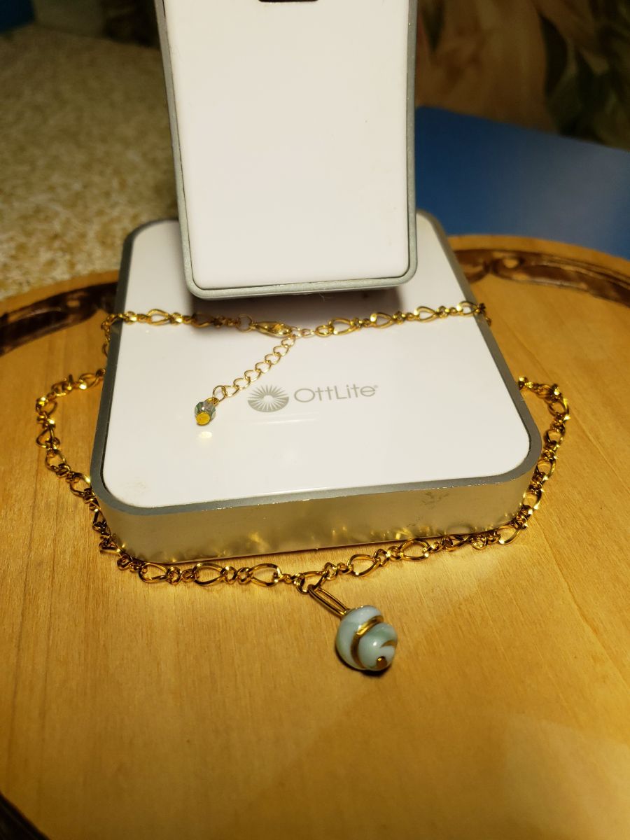 Honey-Bee or Sea Shell-Necklace - Image 4