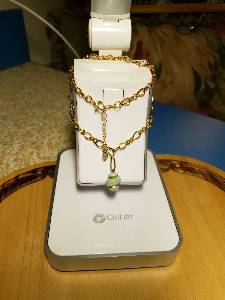 Honey-Bee or Sea Shell-Necklace - Image 3